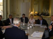 La CSEN a été reçue par le ministre Gilles de Robien au sujet de la carte scolaire le mercredi 20 septembre 2006 La CSEN a été reçue par le ministre Gilles de Robien au sujet de la carte scolaire le mercredi 20 septembre 2006